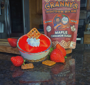 Granny’s Strawberry Salad: A sweet slice of summer.